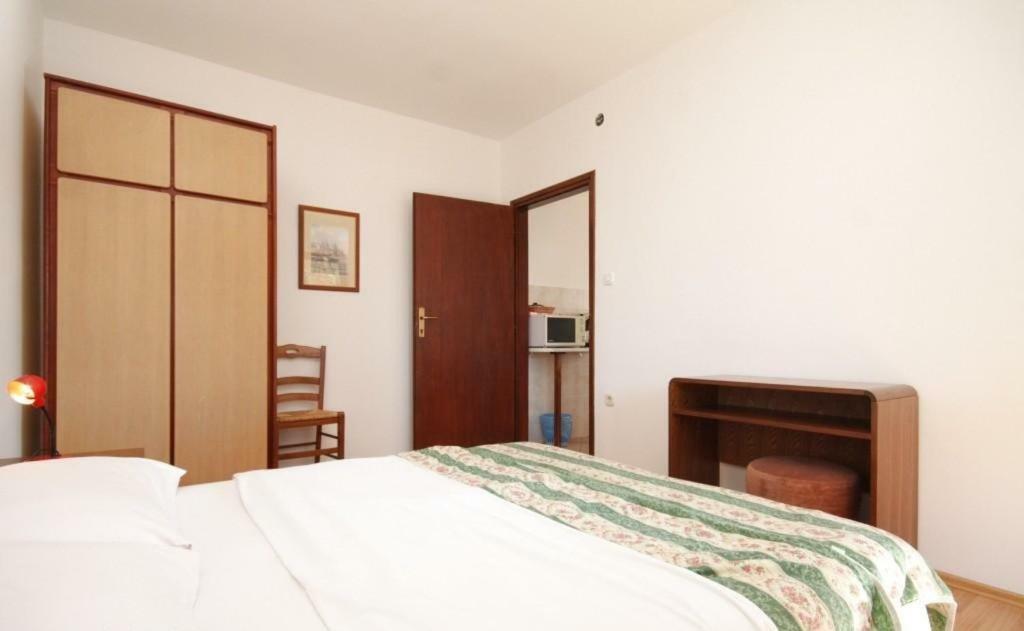 Apartment Radovan Porec Exterior photo