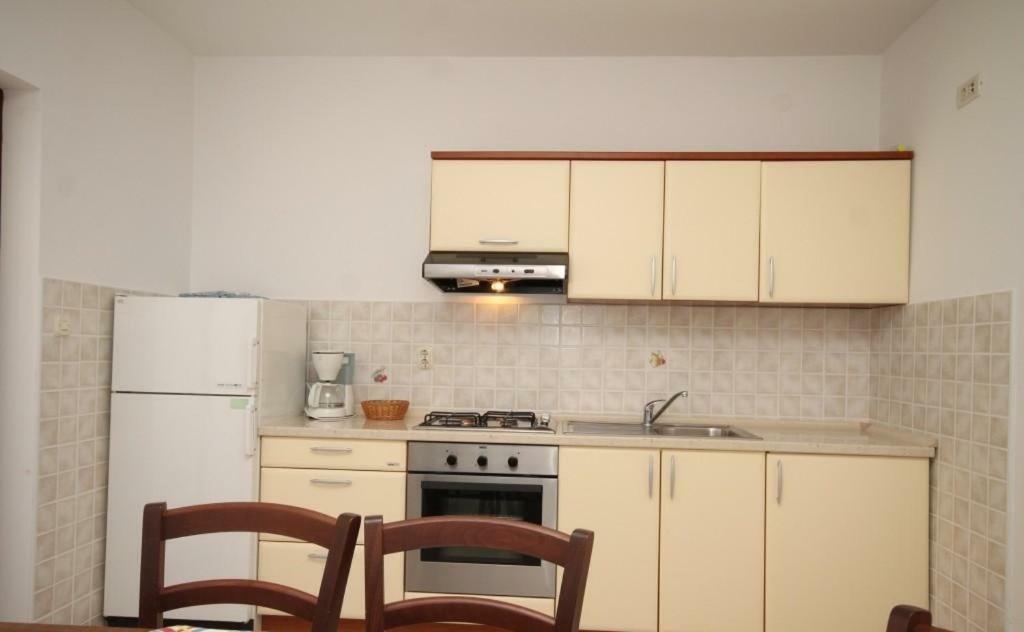 Apartment Radovan Porec Exterior photo
