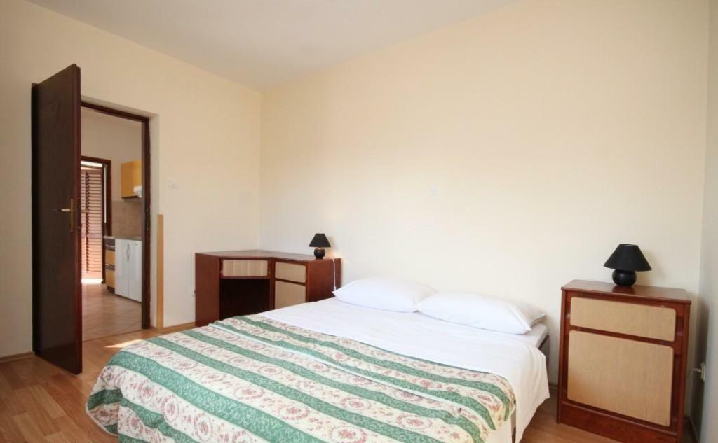 Apartment Radovan Porec Exterior photo