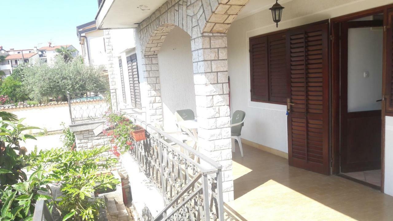 Apartment Radovan Porec Exterior photo