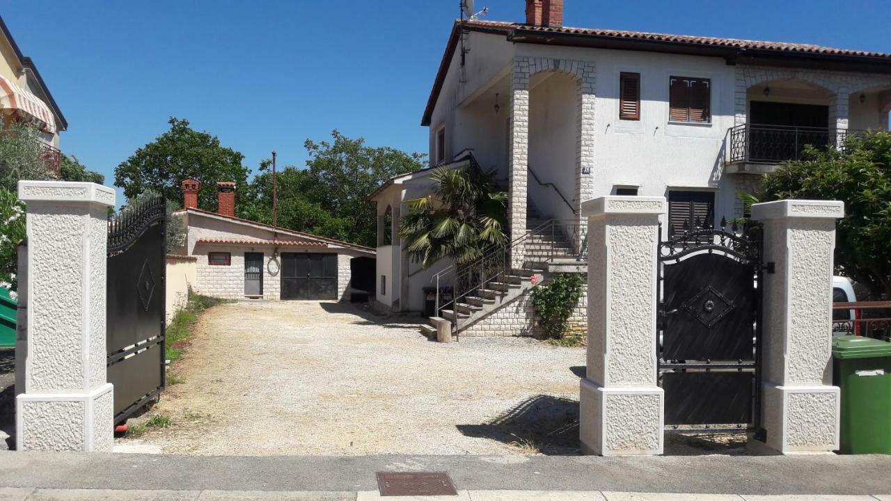 Apartment Radovan Porec Exterior photo
